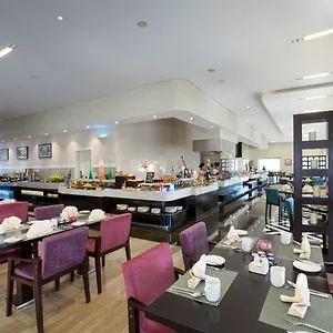 millennium-plaza-hotel-dubai.sharjah-hotels.com/