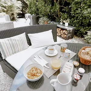 ideal-sejour-hotel-de-charme-et-atypique.fr-provencehotel.com/